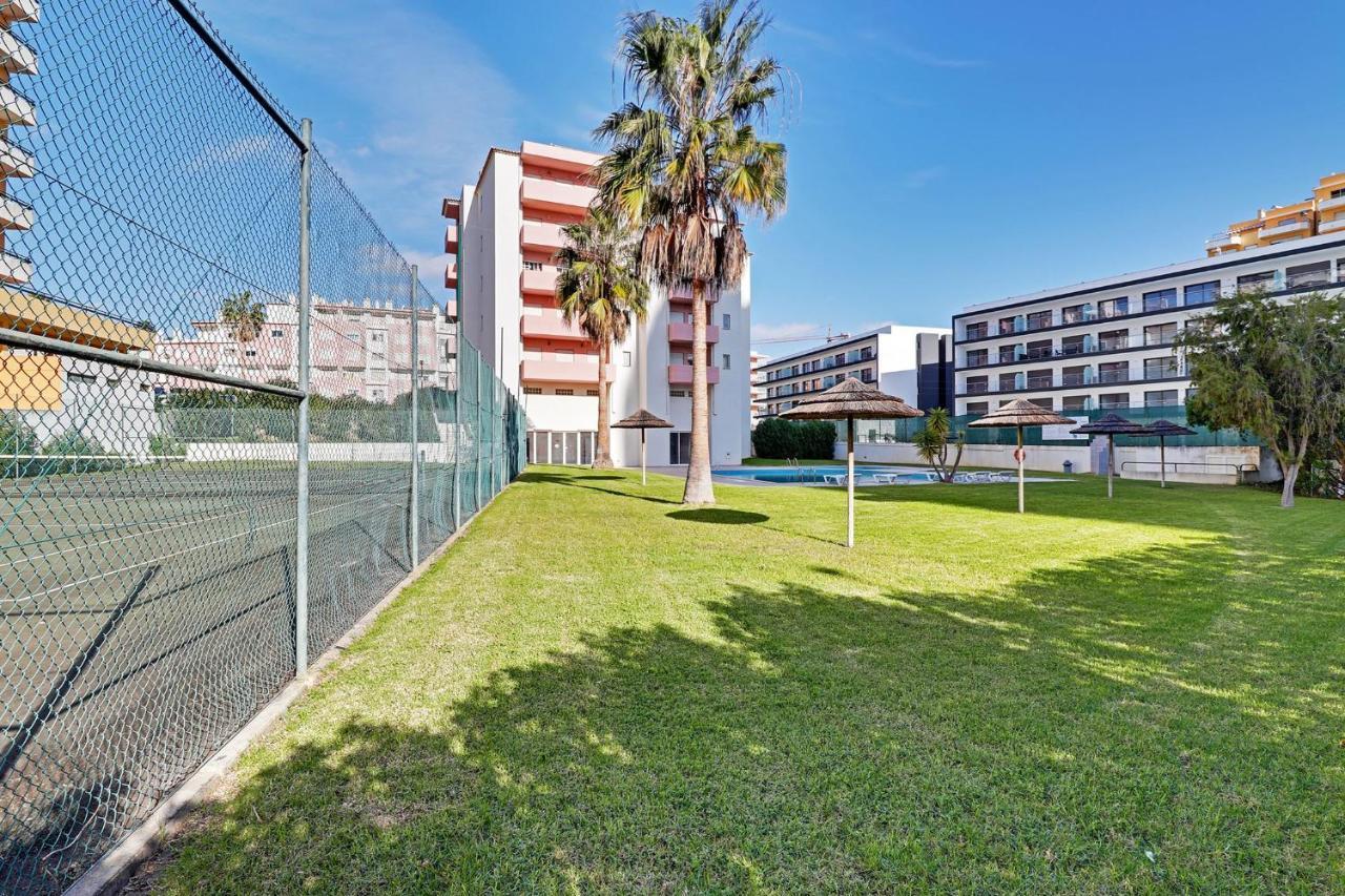 Praia Da Rocha Central 1 With Pool By Homing Portimão Kültér fotó